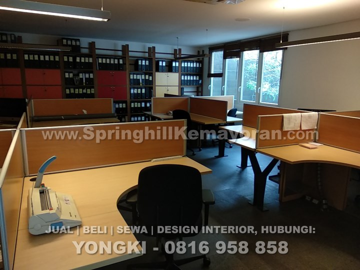 Rumah 3 lantai di Senopati (SKC-5110)