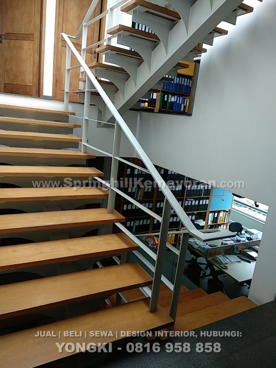 Rumah 3 lantai di Senopati (SKC-5110)