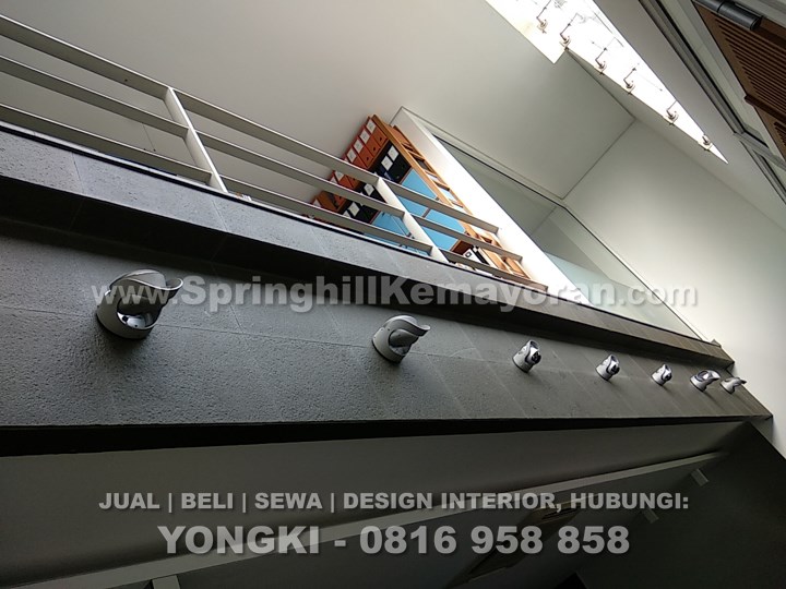 Rumah 3 lantai di Senopati (SKC-5110)