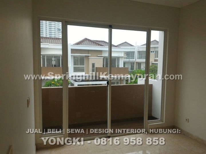 Rumah 8x15 di Golf Residence Kemayoran (SKC-6188)