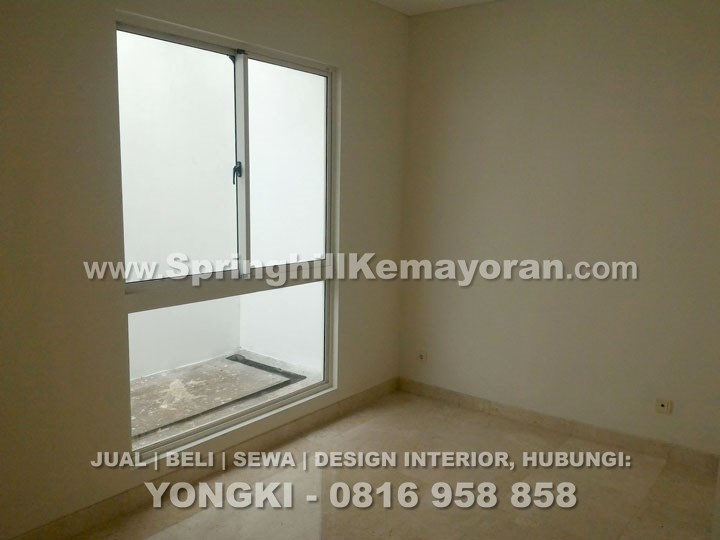 Rumah 8x15 di Golf Residence Kemayoran (SKC-6188)
