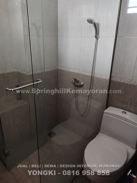 Rumah 3 lantai di Kelapa Gading (SKC-7726)