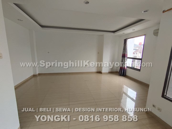 Rumah 3 lantai di Kelapa Gading (SKC-7726)