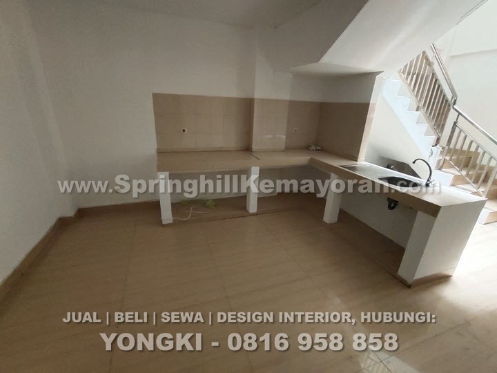 Rumah 3 lantai di Kelapa Gading (SKC-7726)