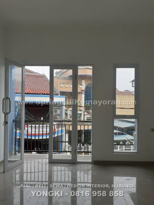 Rumah 2 lantai di Kelapa Gading (SKC-8089)