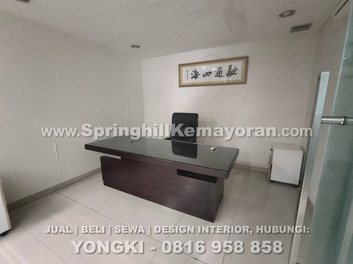 Ruko Gandeng di Pecenongan (SKC-10877)