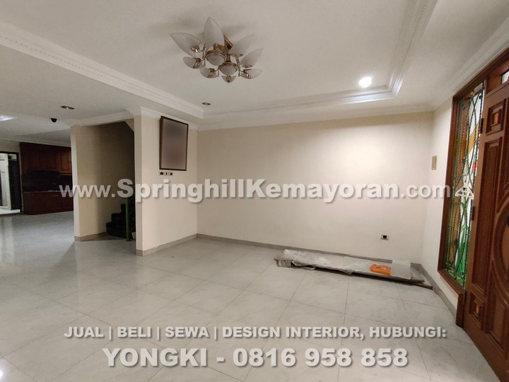 Rumah 2 lantai di Sumur Batu Kemayoran (SKC-11334)