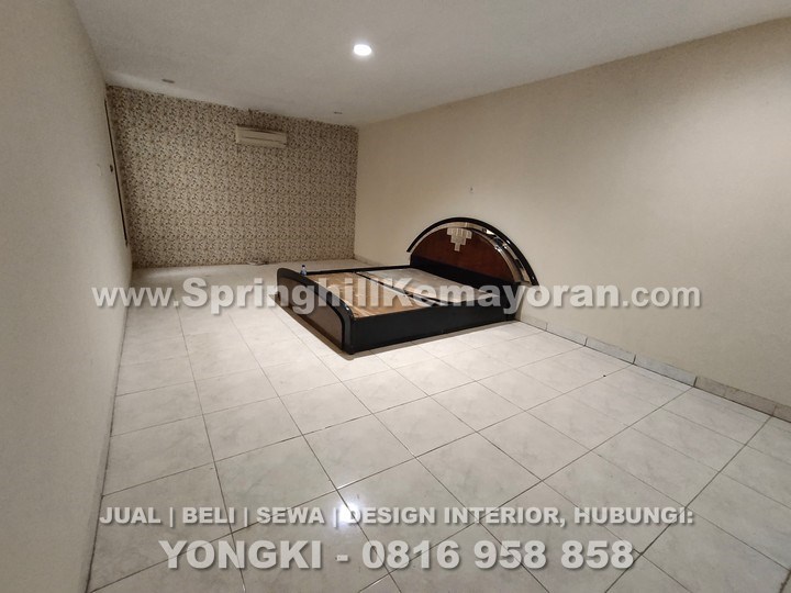 Rumah 2 lantai di Sumur Batu Kemayoran (SKC-11334)