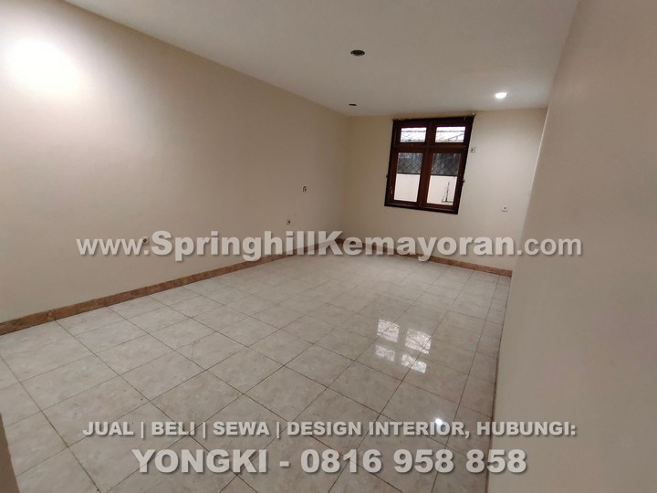 Rumah 2 lantai di Sumur Batu Kemayoran (SKC-11334)