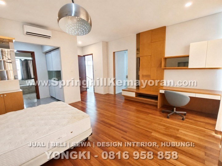 Townhouse 10x18 di Springhill Kemayoran (SKC-11660)