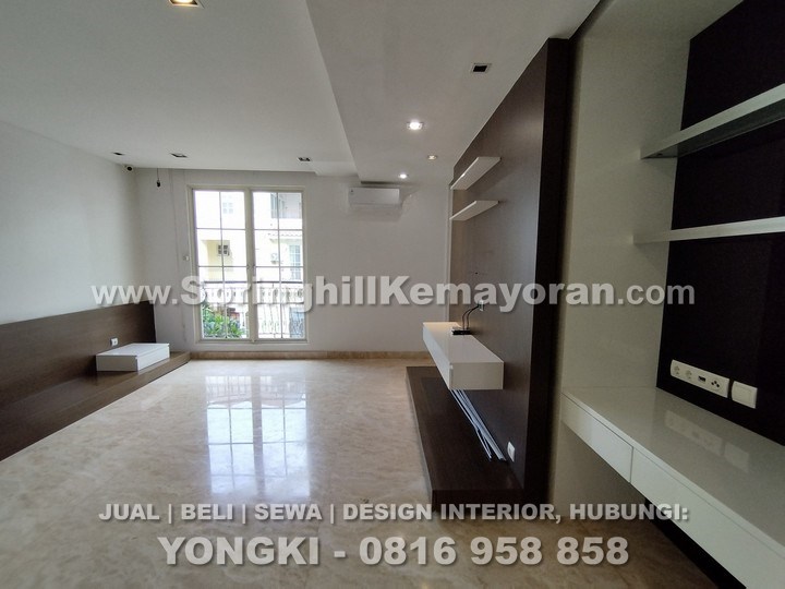 Rumah di Puri Marina Ancol (SKC-12537)
