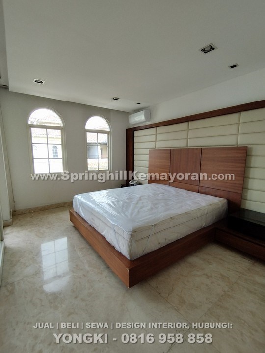 Rumah di Puri Marina Ancol (SKC-12537)