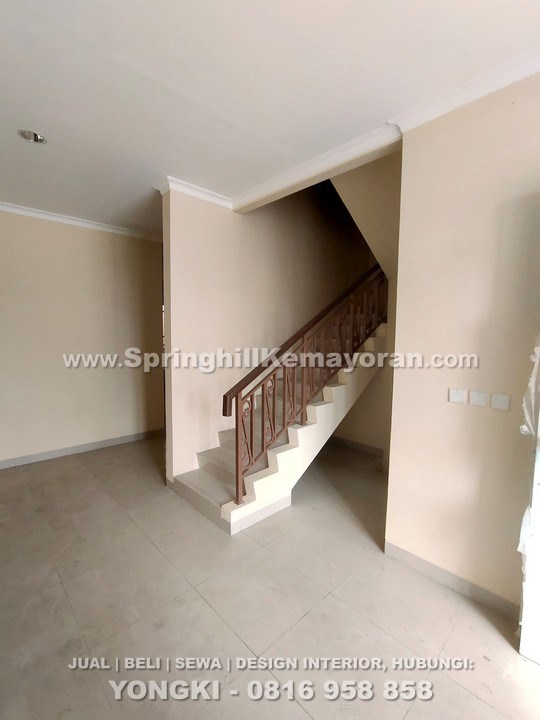 Rumah Cluster LaSeine JGC Cakung 6x17 (SKC-12422)