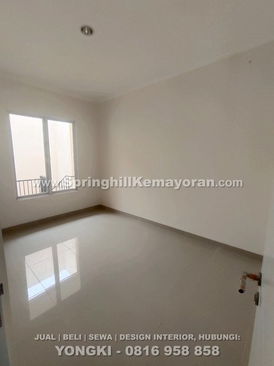 Rumah Cluster LaSeine JGC Cakung 6x17 (SKC-12422)