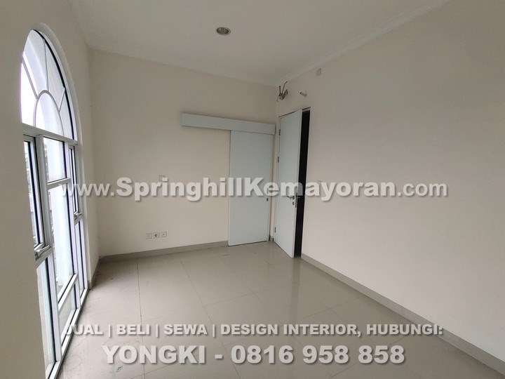 Rumah Cluster LaSeine JGC Cakung 6x17 (SKC-12422)