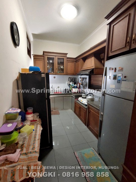 Rumah 2½ lantai di Sunter Podomoro (SKC-12442)