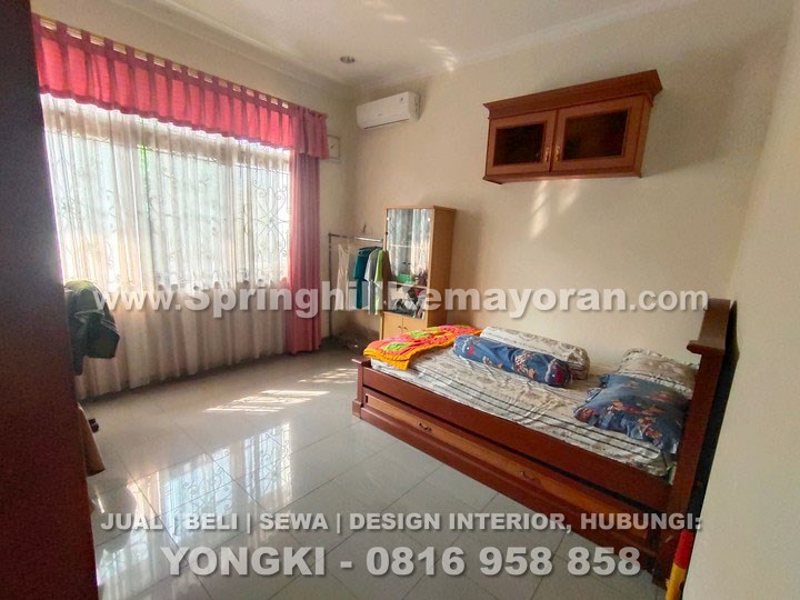 Rumah 2½ lantai di Sunter Podomoro (SKC-12442)